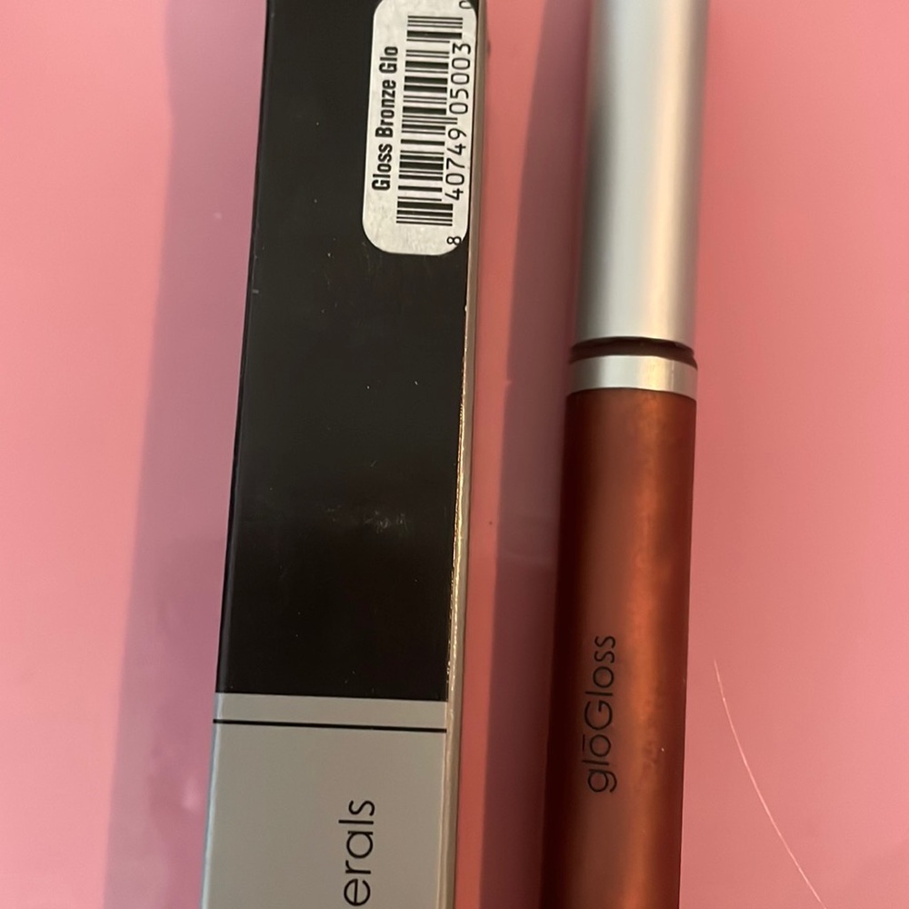 Glo minerals Lipgloss color Bronze
